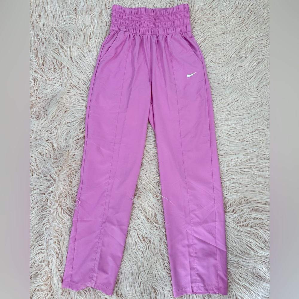 Nike women's mid-rise wide-leg track pants